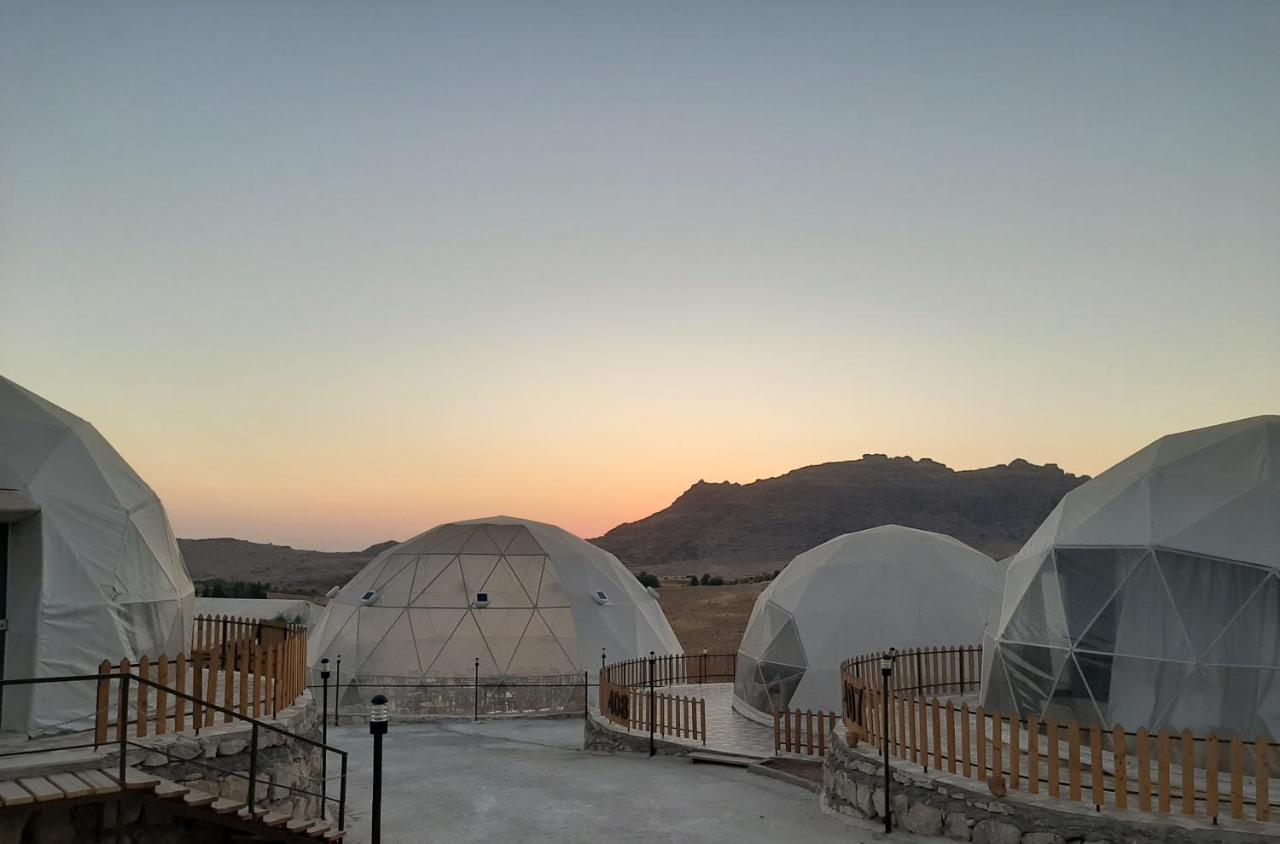 The Rock Camp Petra Hotel Wadi Musa Bagian luar foto