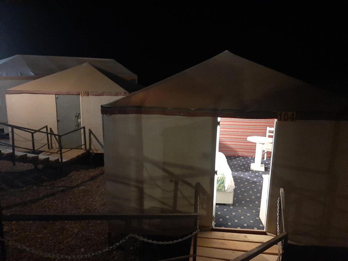 The Rock Camp Petra Hotel Wadi Musa Bagian luar foto