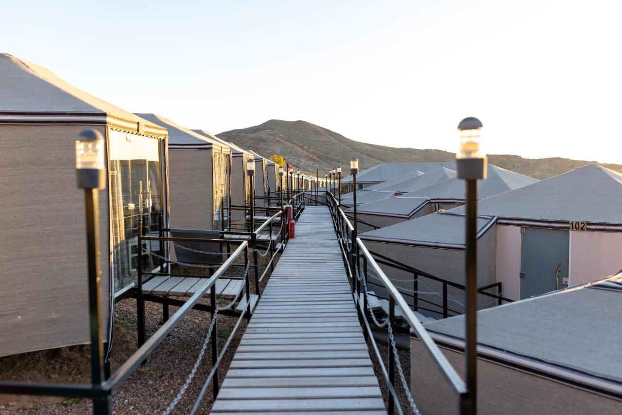 The Rock Camp Petra Hotel Wadi Musa Bagian luar foto